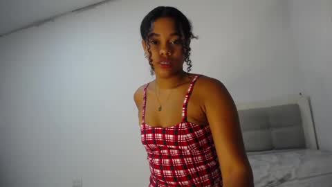 Snapshot of dena_k_ chatting on February 2025 11:05:01 AM Dena k s online show from February 2025 11:05:01 AM