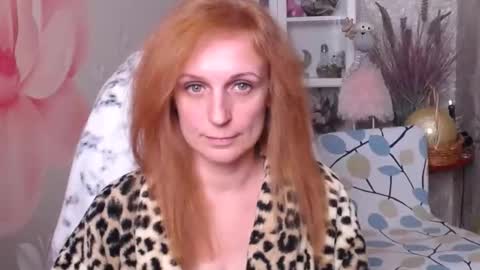 Snapshot of denhiey_here chatting on October 2025 04:52:02 PM denhiey online show from October 2025 04:52:02 PM