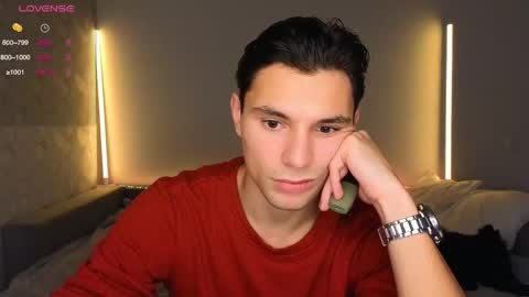 Den online show from November 2025 12:39:02 PM