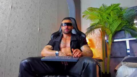 Snapshot of dennis_cox_ chatting on February 2025 05:44:02 AM dennis_cox_ online show from February 2025 05:44:02 AM