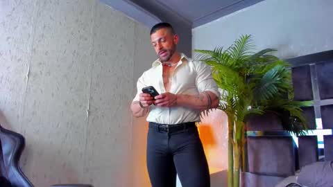 Snapshot of dennis_cox_ chatting on March 2025 10:04:01 AM dennis_cox_ online show from March 2025 10:04:01 AM