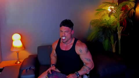 dennis_cox_ online show from October 2025 08:15:02 AM