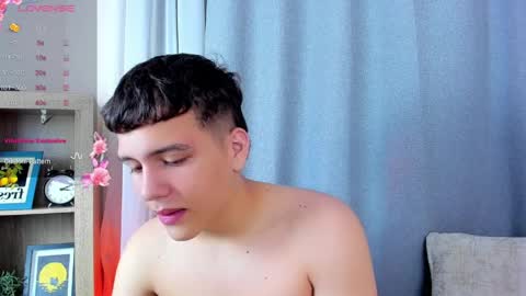 Snapshot of dennis_hills chatting on April 2026 12:50:02 PM Dennis online show from April 2026 12:50:02 PM