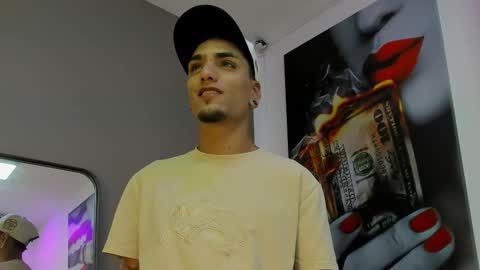 Dennis Kinsey online show from February 2026 07:21:01 PM