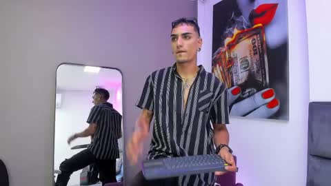 Dennis Kinsey online show from April 2026 07:09:02 PM