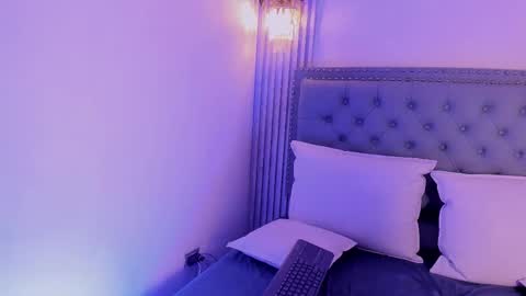 Denisse  online show from February 2026 07:30:02 PM