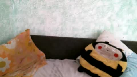 Snapshot of dennisxcarol chatting on May 2026 11:31:02 AM DennisXCarol online show from May 2026 11:31:02 AM
