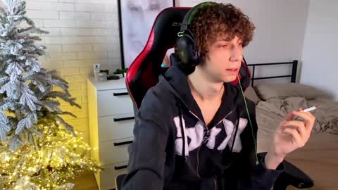 Jasper   online show from December 2024 12:33:02 PM