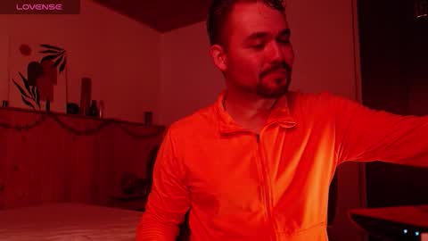 Dereck Mills3 online show from February 2026 02:17:02 AM