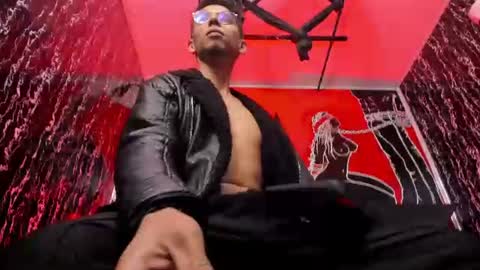 Dereck online show from July 2026 07:53:02 PM