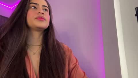 Dereck online show from November 2025 06:43:02 PM