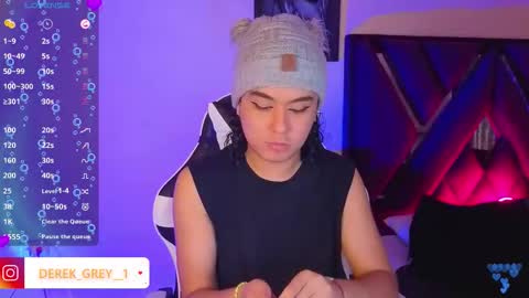 Derek independent online show from October 2025 08:16:02 PM