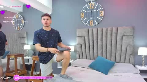 Derek Hussain online show from December 2024 07:43:01 PM