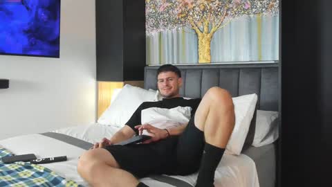 Derek Hussain online show from January 2025 03:12:02 AM