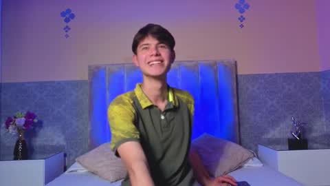 derek_sinn online show from February 2026 09:13:01 PM