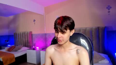 Snapshot of derek_sinn chatting on April 2026 08:34:02 PM derek_sinn online show from April 2026 08:34:02 PM