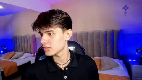 Snapshot of derek_sinn chatting on April 2026 08:09:02 PM derek_sinn online show from April 2026 08:09:02 PM