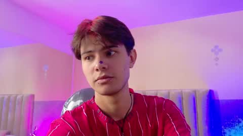 Snapshot of derek_sinn chatting on May 2026 08:15:01 PM derek_sinn online show from May 2026 08:15:01 PM
