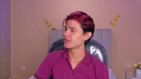Snapshot of derek_sinn chatting on July 2026 04:14:02 AM derek_sinn online show from July 2026 04:14:02 AM