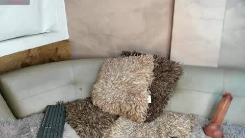 derek_voss online show from April 2026 02:35:01 PM