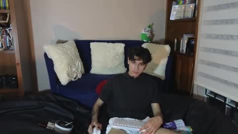 Derek online show from December 2025 12:07:02 AM