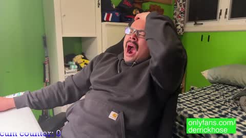 Derrick Hose online show from February 2025 03:47:02 AM