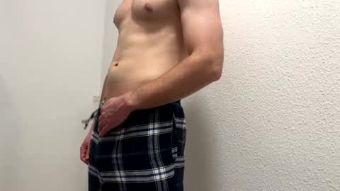 Snapshot of dertom_xxx chatting on November 2025 10:47:02 PM Tom online show from November 2025 10:47:02 PM