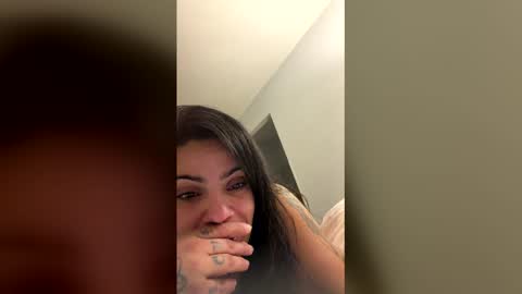 Snapshot of desertbeauty420 chatting on June 2026 11:03:01 AM desert beauty420 online show from June 2026 11:03:01 AM