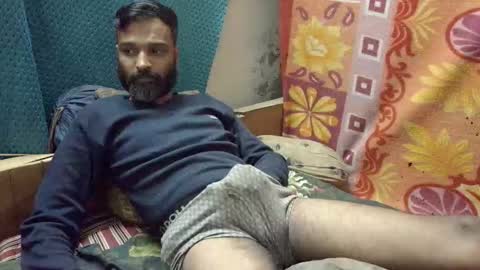 desi_boy799417 online show from November 2025 06:32:01 PM
