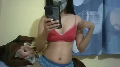 Nidhilove online show from February 2025 05:01:02 PM