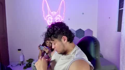 TORI AND MR. BEAR online show from February 2025 06:17:01 PM