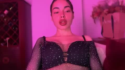 Snapshot of desireepetite chatting on April 2026 07:07:02 PM Petitee Desiree online show from April 2026 07:07:02 PM