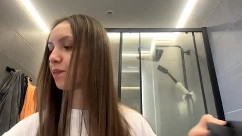 Ksenia online show from April 2026 02:21:02 AM