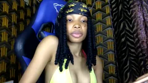 Deslimbody online show from April 2026 01:11:01 PM