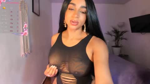 Destinne Mill online show from October 2025 02:36:01 PM