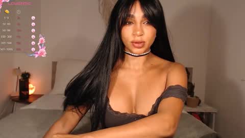 Destinne Mill online show from December 2025 11:03:02 AM