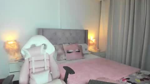 Snapshot of destinysweet21 chatting on September 2025 09:54:01 AM destinysweet21 online show from September 2025 09:54:01 AM