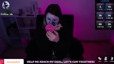 Snapshot of destroyall420 chatting on January 2025 07:04:01 AM Lola Bdsm and fries online show from January 2025 07:04:01 AM