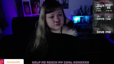 Snapshot of destroyall420 chatting on May 2026 10:12:01 AM Lola Bdsm and fries online show from May 2026 10:12:01 AM