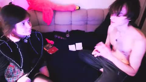 Detumesco And Ipomeablue online show from March 2026 01:11:02 PM