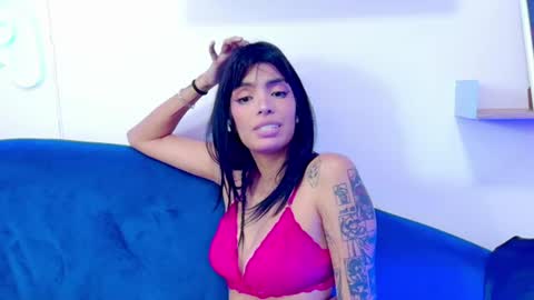 Snapshot of deuxgold chatting on July 2026 04:41:01 AM DEUX online show from July 2026 04:41:01 AM