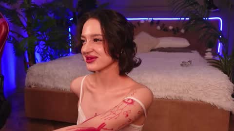 devilinee online show from November 2025 06:19:02 AM