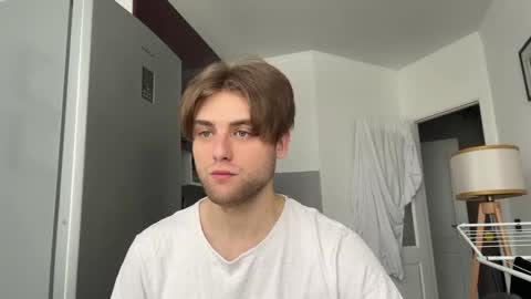 devilnut1 online show from February 2025 08:50:01 AM