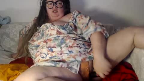 Snapshot of devilschick chatting on August 2026 10:12:01 PM DevilsChick -- OF online show from August 2026 10:12:01 PM