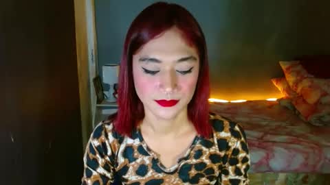 Wanda Maximoff  IG rxnnmts  online show from December 2024 04:58:01 PM