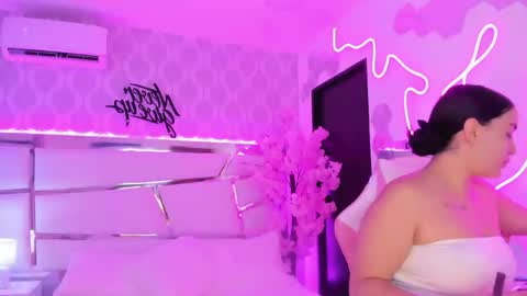 DevoraCook online show from November 2025 01:28:01 PM