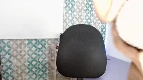 Snapshot of deyancarson chatting on April 2026 04:01:01 PM Deyan online show from April 2026 04:01:01 PM