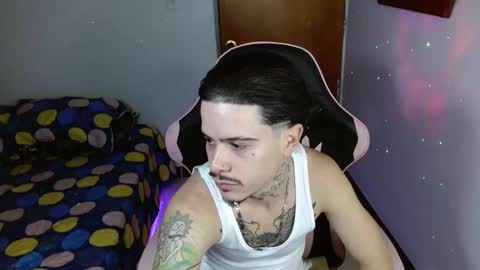 Snapshot of deymon_420 chatting on December 2025 07:06:02 AM Deymon online show from December 2025 07:06:02 AM