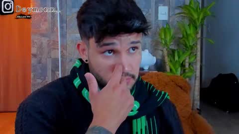 JULIAN online show from October 2025 08:27:02 PM