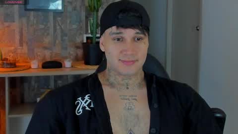 JULIAN online show from May 2026 02:53:01 AM